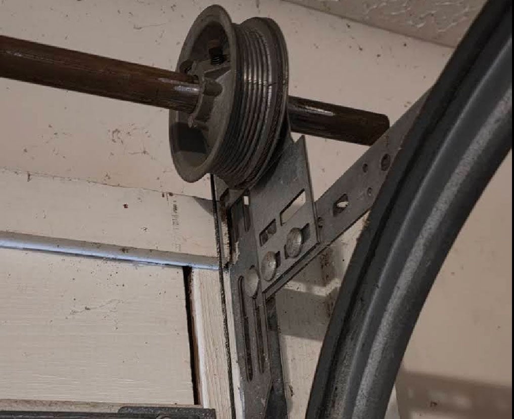 30-Year-Old Garage Door Restored to Smooth Operation in Little River, SC
